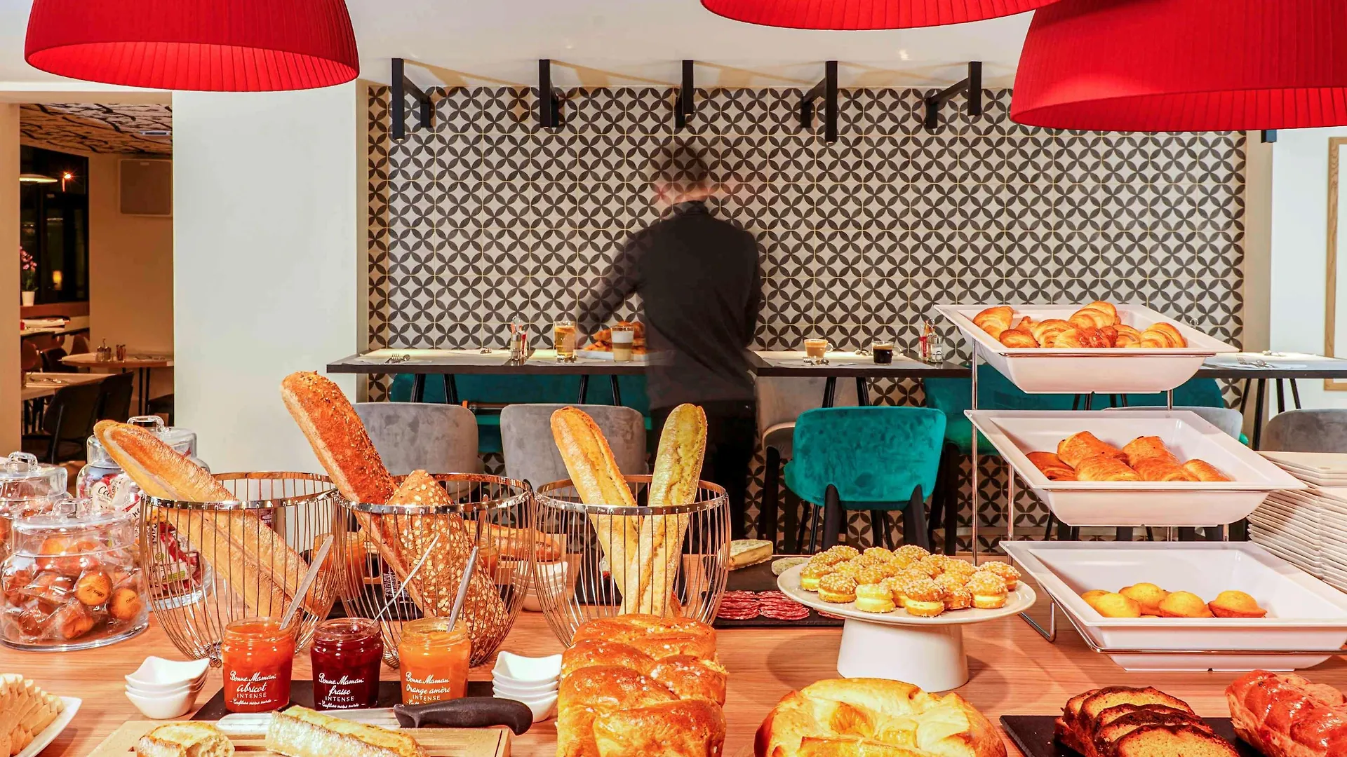 Отель Mercure Marseille Centre Prado Velodrome