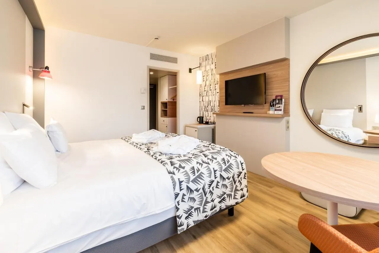 Mercure Marseille Centre Prado Velodrome 4*,  Франция